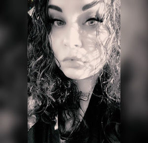 Meet your Posher, Catherine